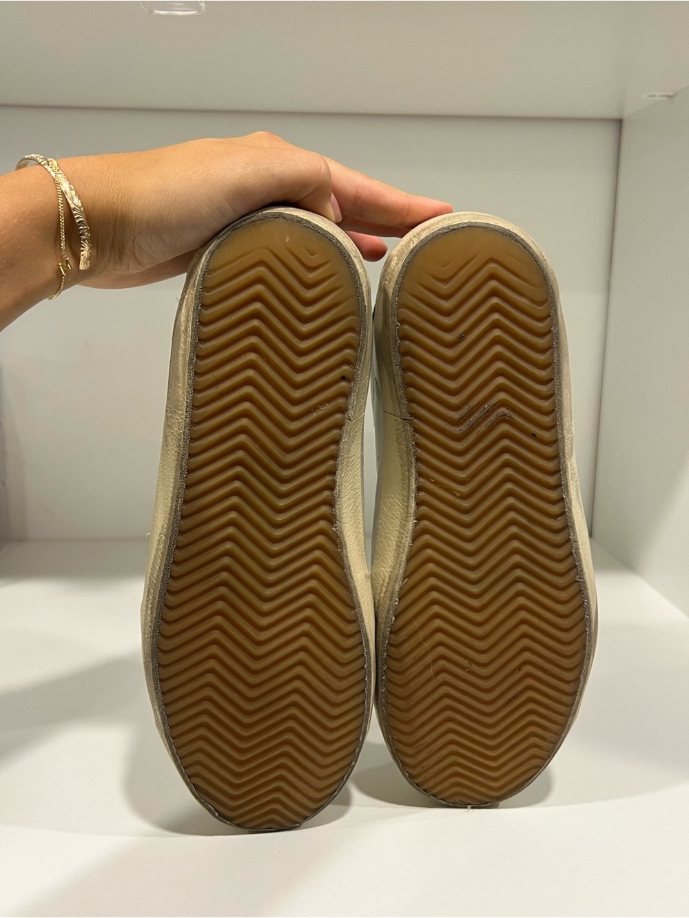 Golden Goose - Picture 4 of 5